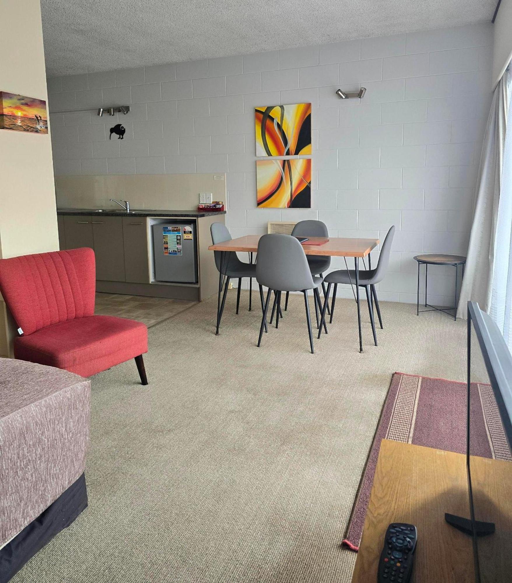 Ala Moana Motel Пейхія Екстер'єр фото
