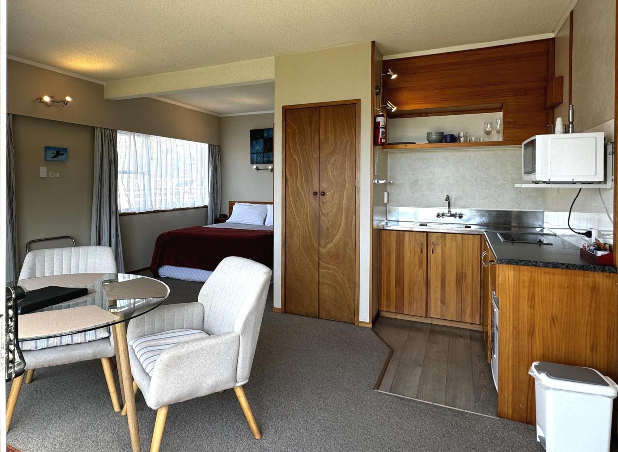 Ala Moana Motel Пейхія Екстер'єр фото